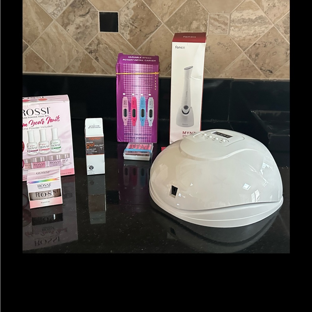 Professional gel polish nail dryer lamp. No video sorry